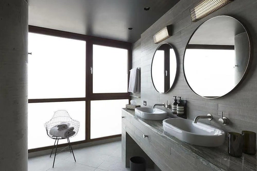 ***** Aparthotel Nishi Apartments Eco Living By Ovolo Canberra Australia